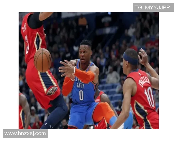 勇士对阵雷霆威少走步争议引发热议球迷热情高涨