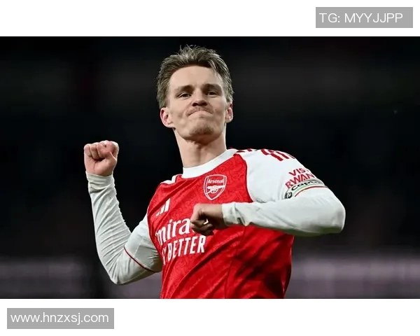 厄德高在国际舞台上的崛起与影响力分析：从青年才俊到足球巨星的成长之路