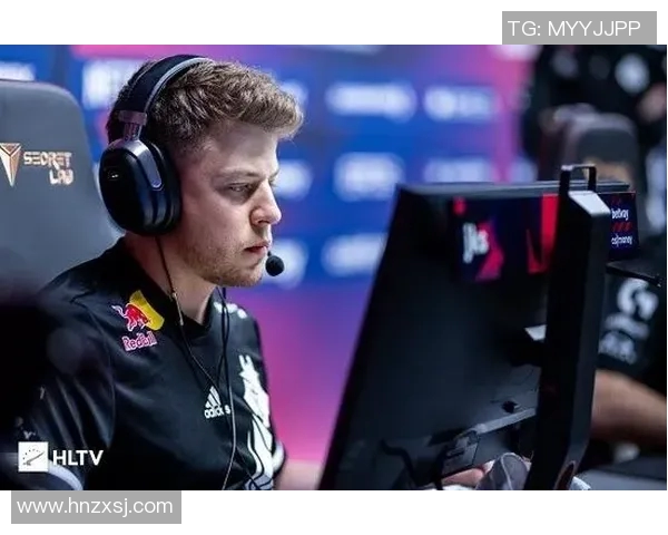 聚焦CSGO赛事TES战队展现强大实力与团队合作精神